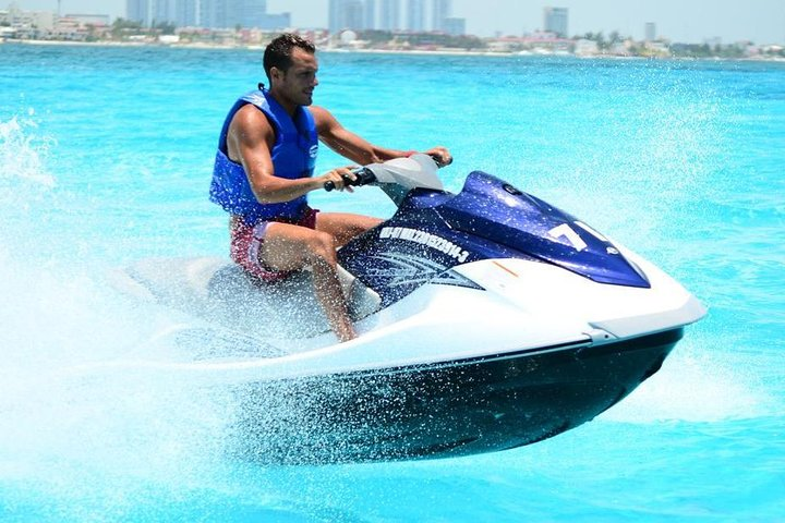 Wave runner - Photo 1 of 7