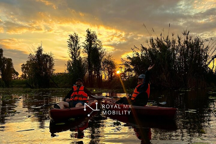 Xochimilco on a kayak at Sunrise - Photo 1 of 12