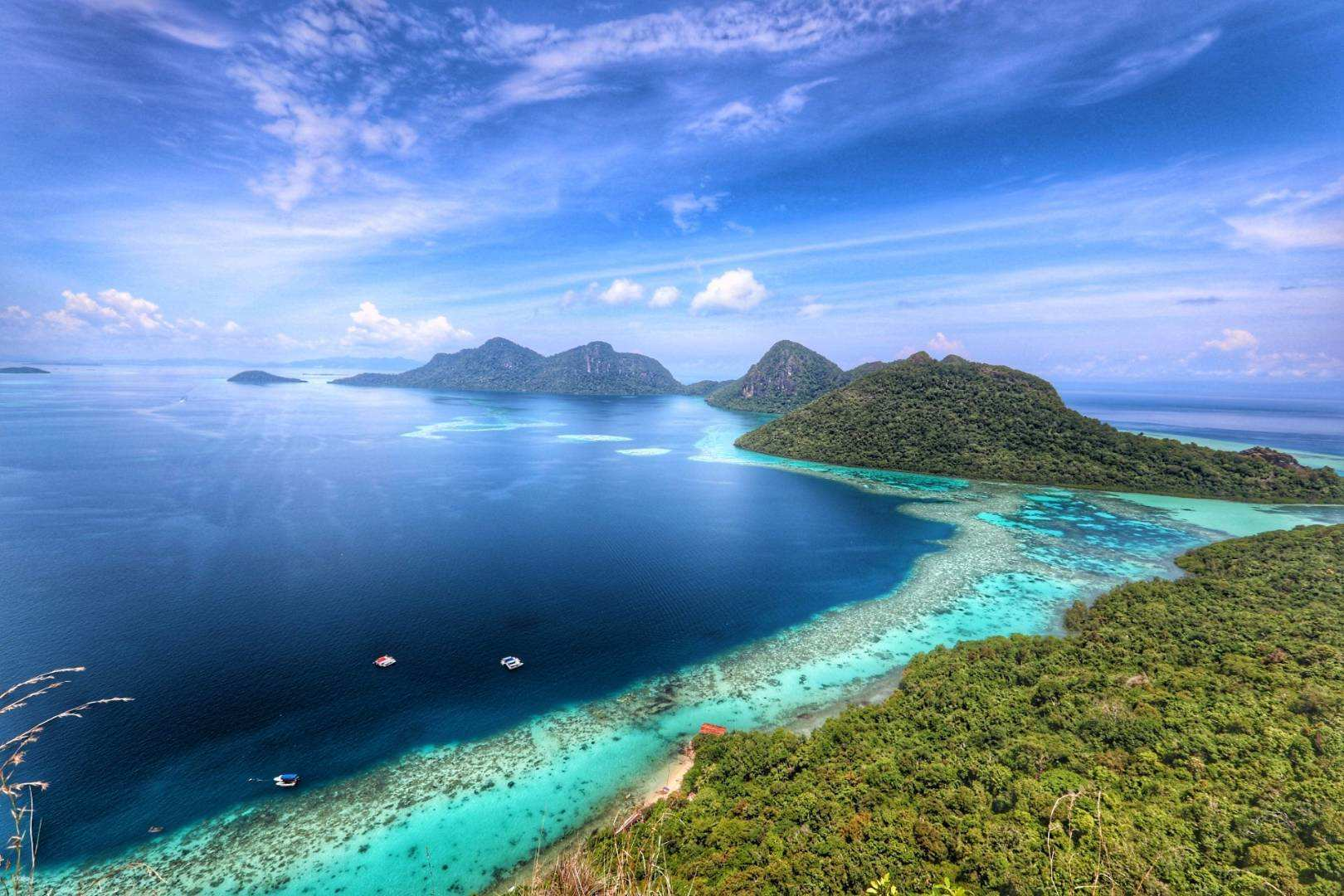 Tun Sakaran Marine Park: Sibuan, Mantabuan/Maiga Island and Bohey Dulang Hiking, Snorkeling and Diving Day Tour | Semporna, Sabah - Photo 1 of 9