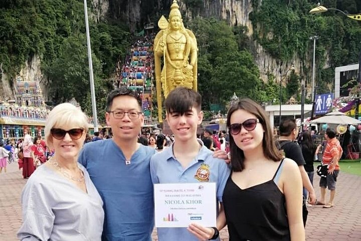 Batu Caves and Suburbs Tour from Kuala Lumpur - Photo 1 of 11