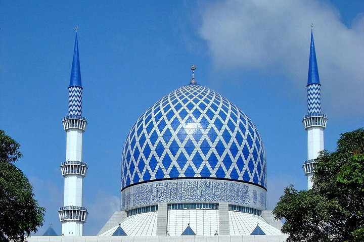 Sultan Salahuddin Abdul Aziz Mosque