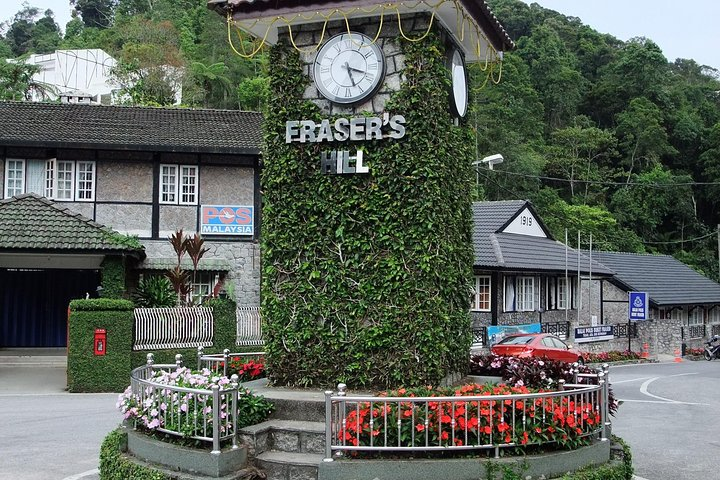 Experience the serene charm of Fraser's Hill with a personalized transfer from Johor Bahru enjoying stunning landscapes and a hassle-free journey along the way.