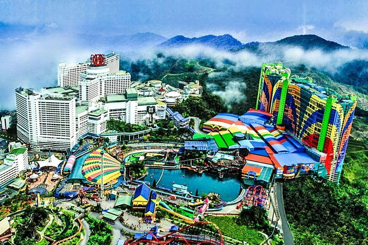 Experience a delightful journey from Johor Bahru to Genting Highlands exploring serene landscapes and historical sites in Malacca all while enjoying a personalized private transfer.