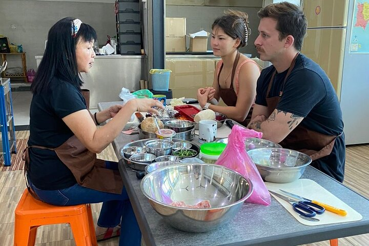 Penang Cooking Class:Dive into Malaysian Cuisine with PenangChiak - Photo 1 of 17