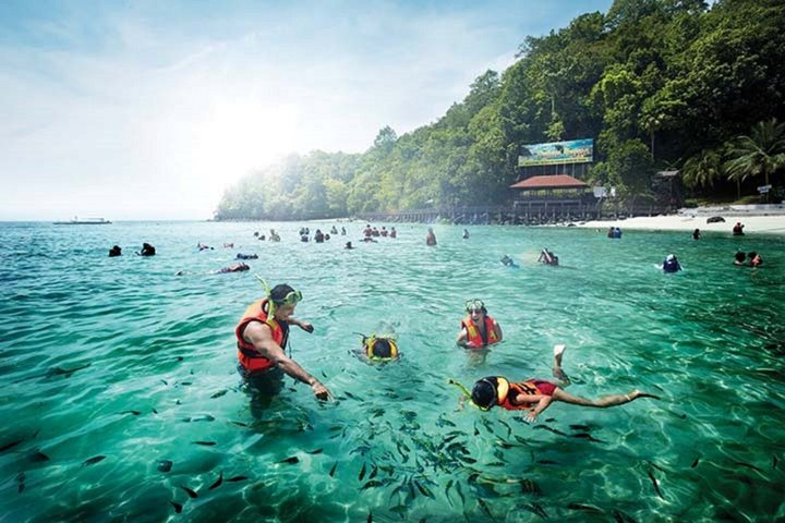Mantanani Island Snorkeling Trip from Kota Kinabalu with Lunch - Photo 1 of 10