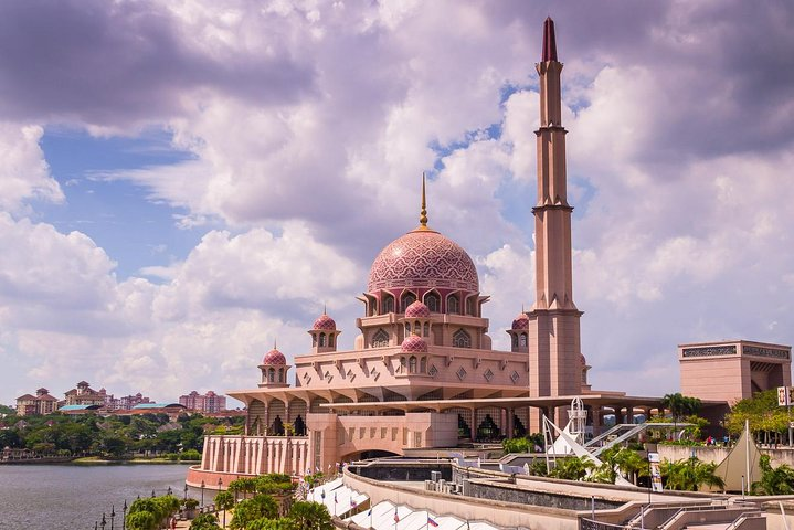 Putra Mosque