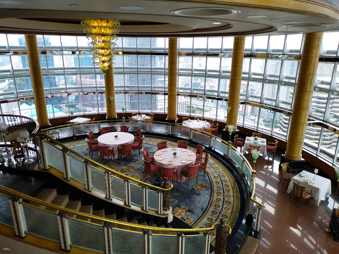 Savor exquisite dishes while surrounded by stunning city views at KLCC@42 an ideal spot for dining and business in the heart of Kuala Lumpur. Enjoy the breathtaking panorama and exceptional halal cuisine.