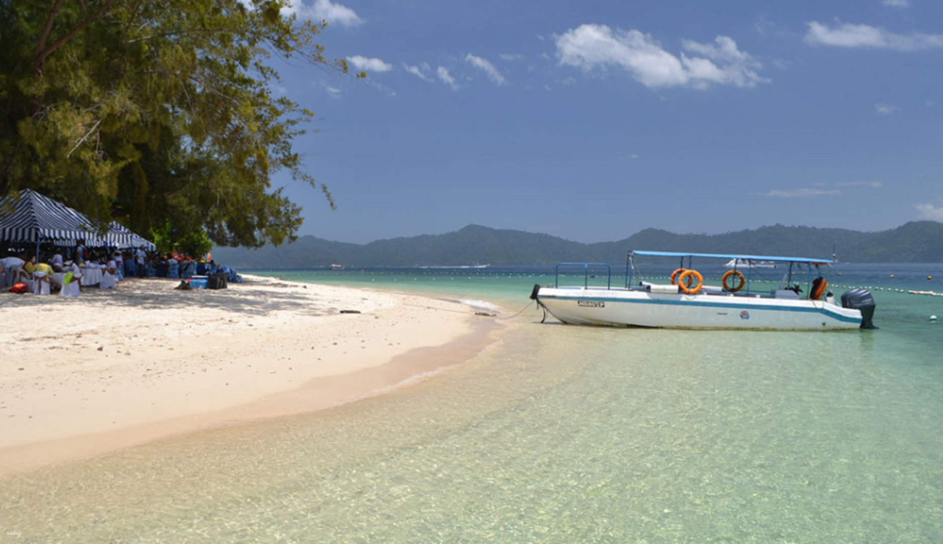 Kota Kinabalu Marine Sports Tour (Mamutik Island & Sapi Island / Lunch Included) - Photo 1 of 7