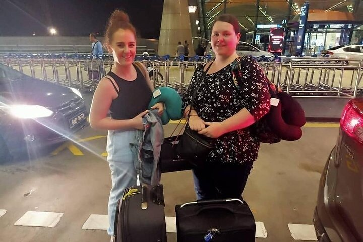 Kuala Lumpur Airport To Malacca - Photo 1 of 17
