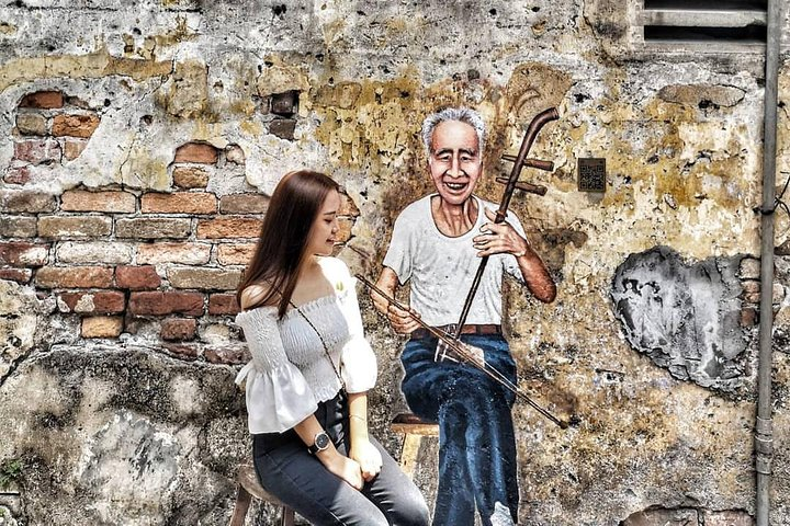 Kuala Lumpur Historical Chinatown & Batik Painting Cultural Tour (Half Day) - Photo 1 of 10