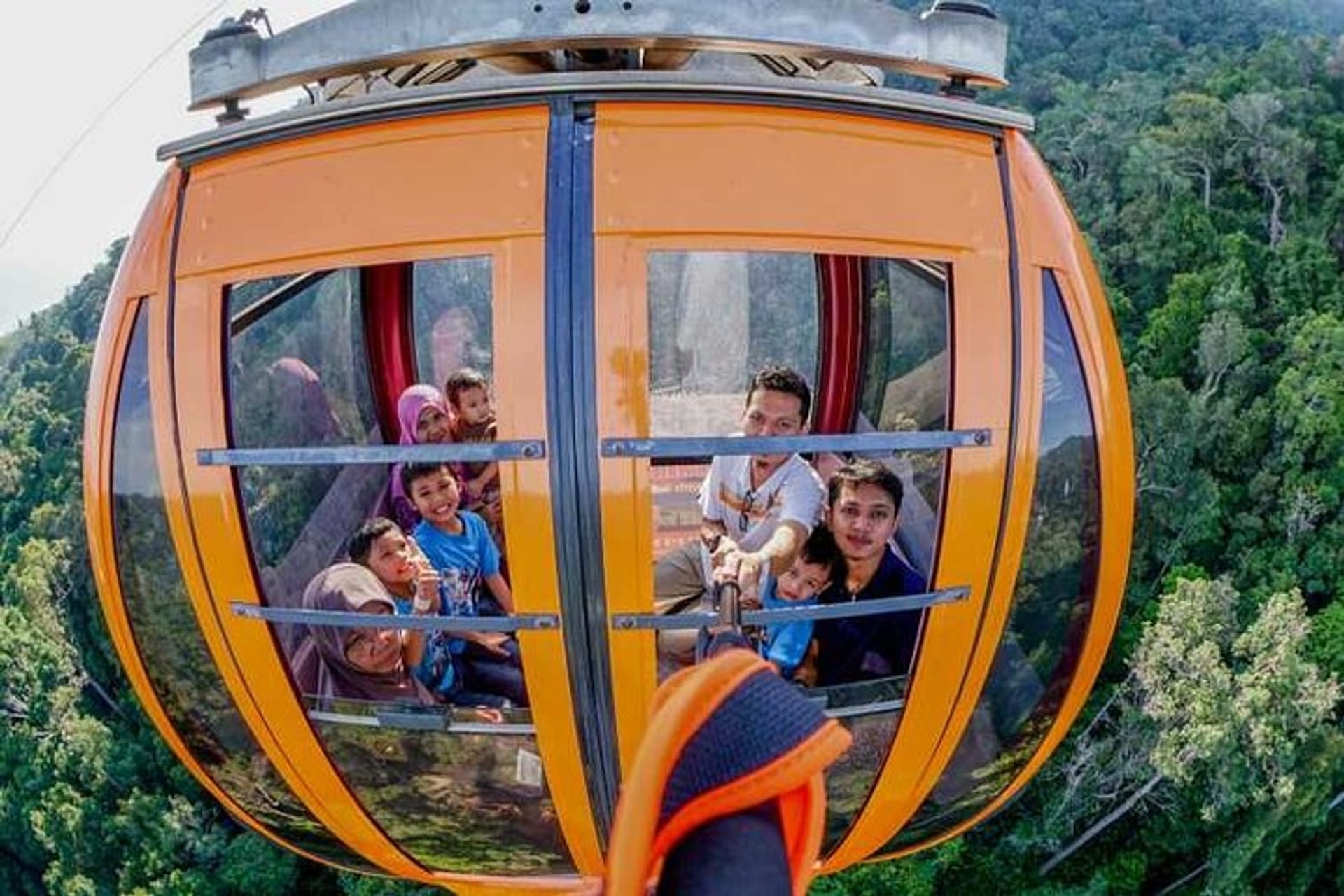 Langkawi's Sky & Splash Tour - Cable Car & Waterfall Wonders
