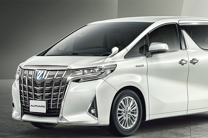 Luxury MPV One-Way Transfer Between KUL Airport and Melaka - Photo 1 of 12