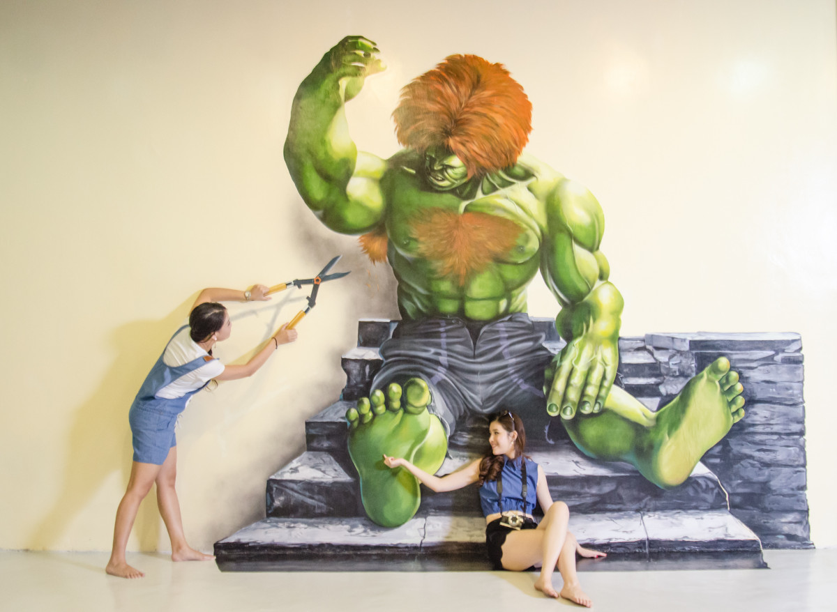 Immerse yourself in a playful experience where you can interact with 3D artwork. Snap fun photos that make it seem like you're part of the action. Perfect for creating unforgettable memories!
