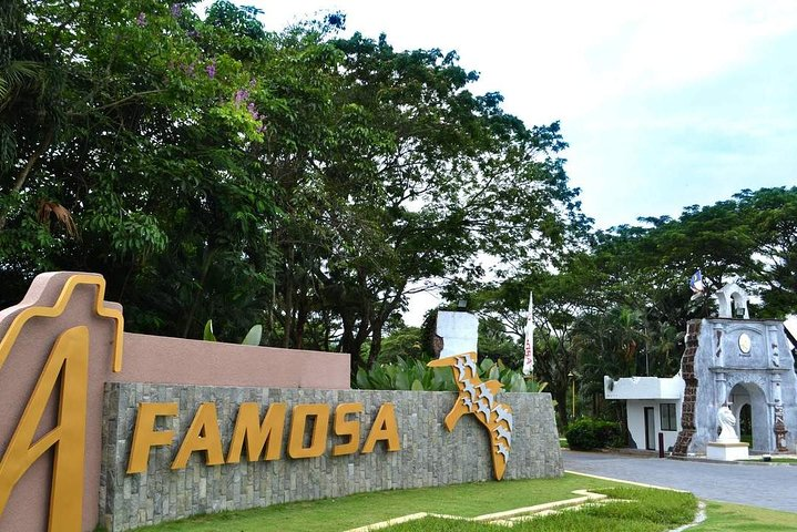 Experience a lively fusion of wildlife water fun and the charm of the Old West at A'Famosa Malacca. Unleash your spirit of adventure and create lasting memories with family and friends.