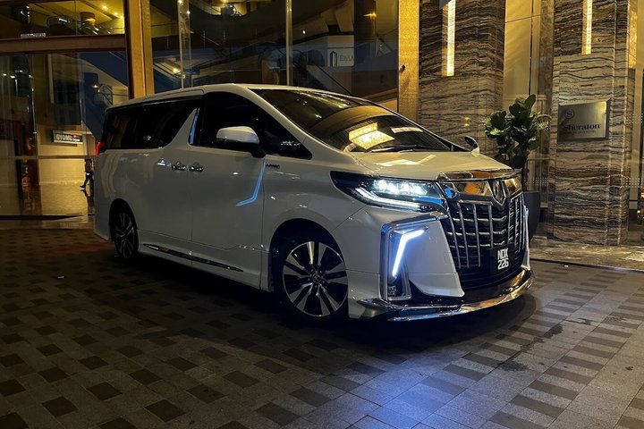 Luxury Alphard MPV Airport Transfer | Business Class Pilot Seats - Photo 1 of 13