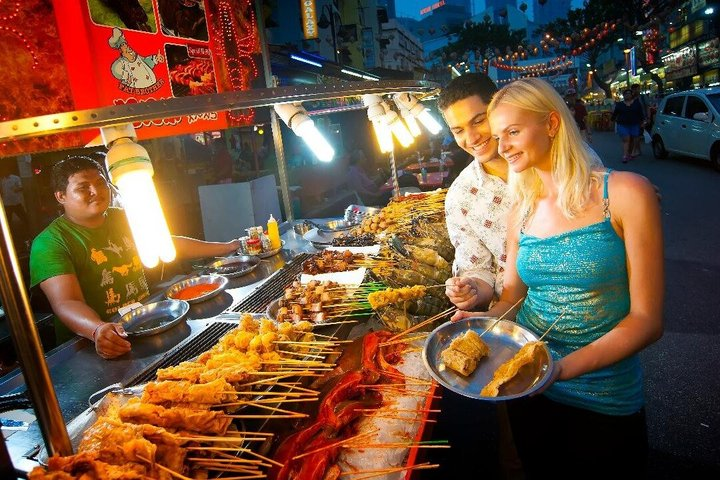 Bukit Bintang Food Tour with Hotel Pickup: Taste Kuala Lumpur - Photo 1 of 23