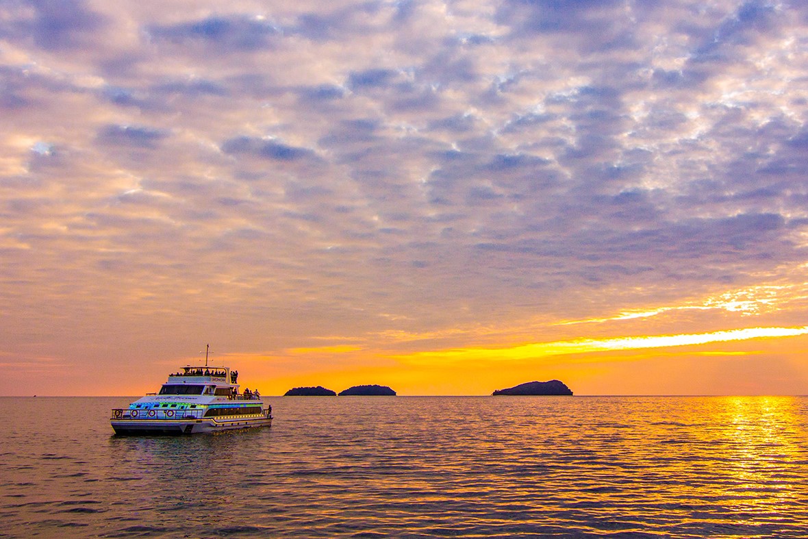 Sabah Kota Kinabalu Sunset Cruise with Buffet Dinner - Photo 1 of 1