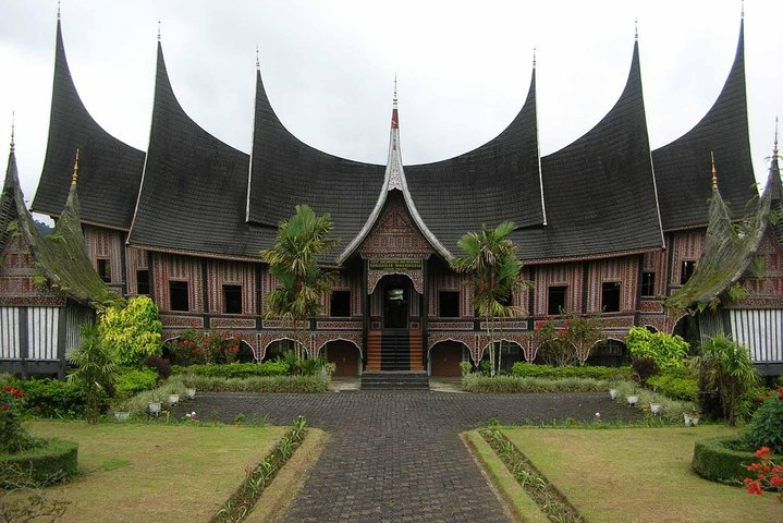 Seremban & Seri Menanti Day Tour: History, Culture & Countryside - Photo 1 of 25
