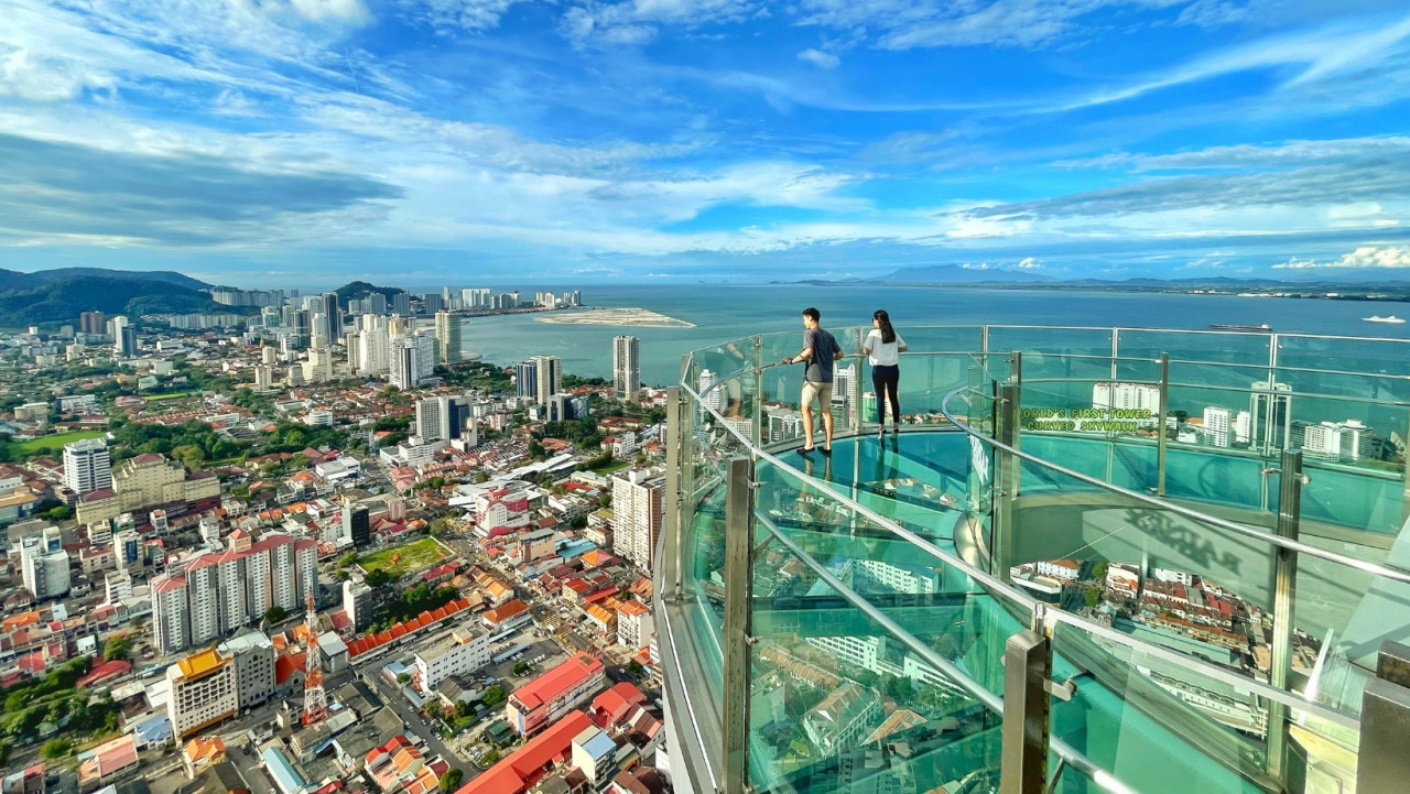 Stand 816 feet above sea level gaze at mesmerizing cityscapes and embrace unforgettable experiences at The TOP Penang. Explore unique attractions and panoramic views that redefine your travel adventure.