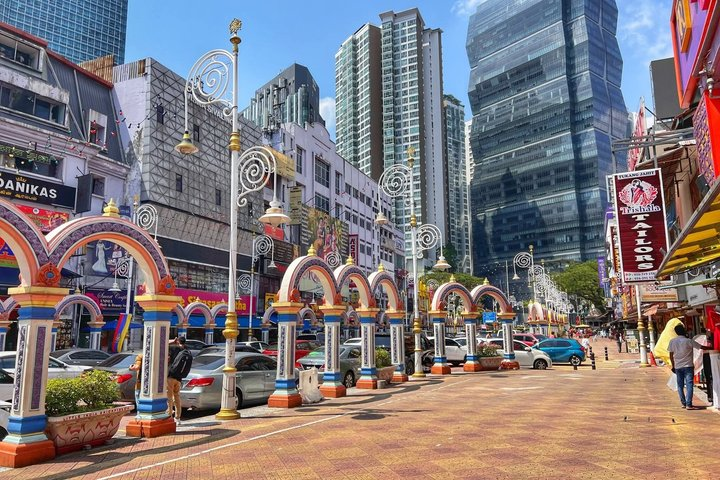 Banana Leaf & Beyond: A Culinary Journey through Brickfields - Photo 1 of 9
