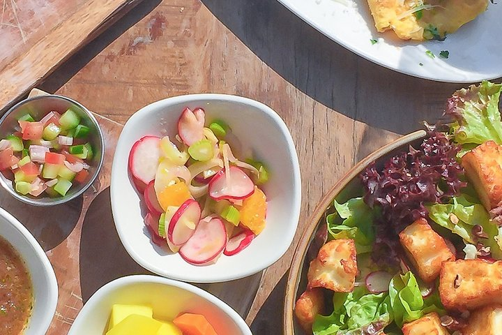 A tasty stroll through Pijp: A self-guided audio tour - Photo 1 of 6