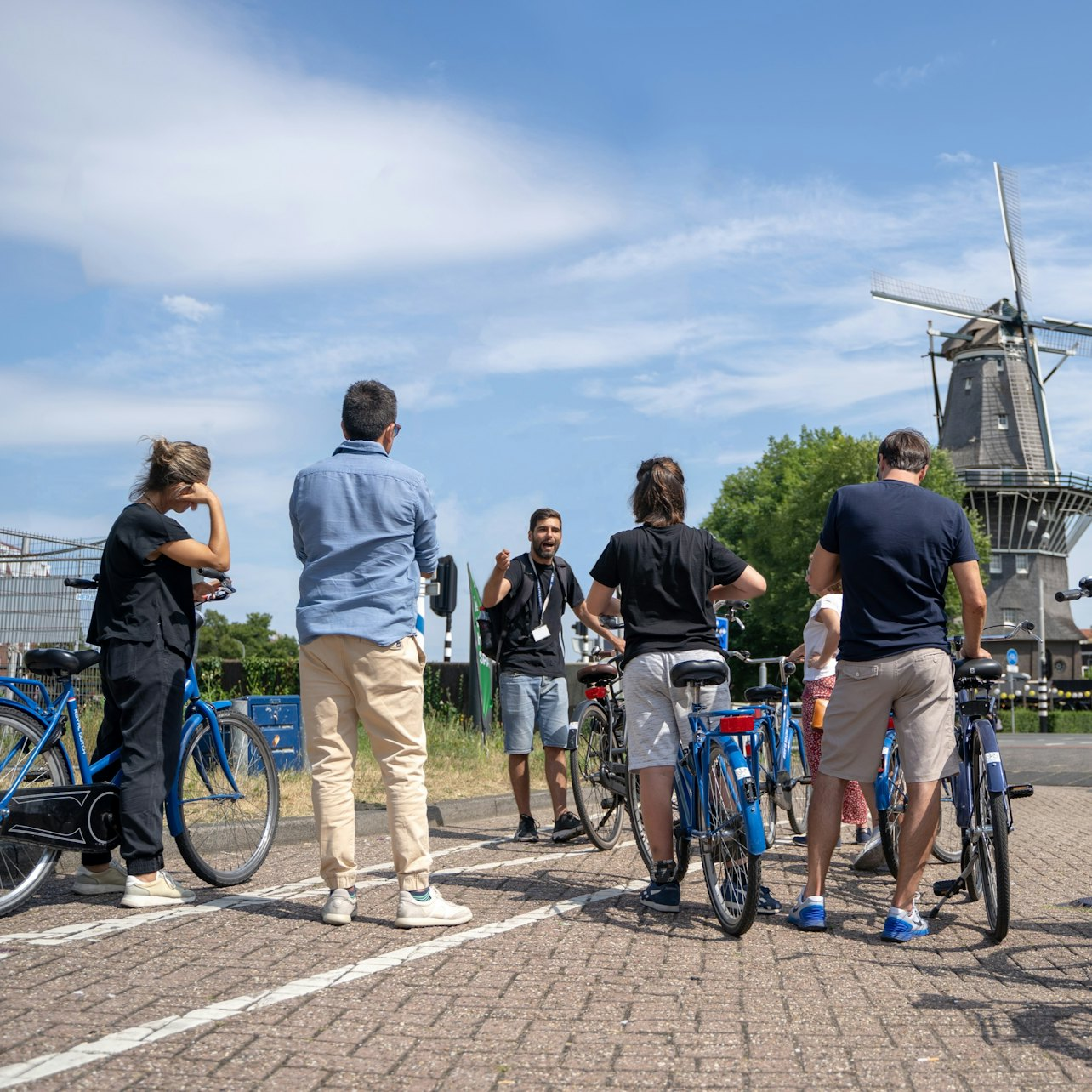 Amsterdam: Small Group Guided Bike Tour - Photo 1 of 6