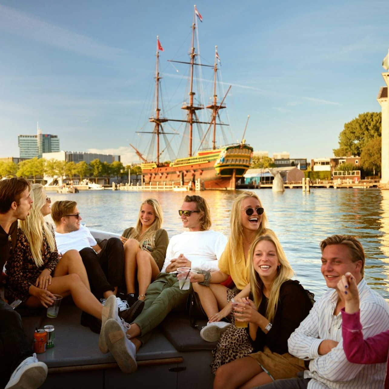 Amsterdam: Canal Cruise with Drinks - Photo 1 of 4