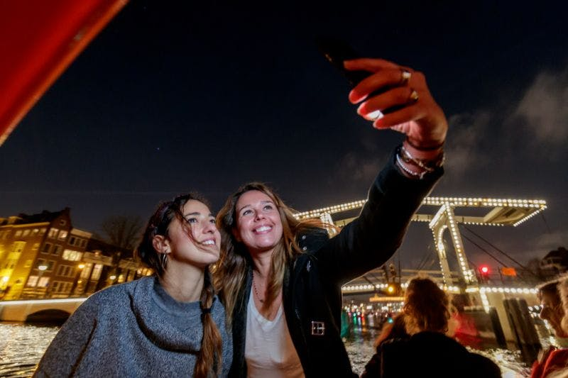 Amsterdam: Lovers Evening Cruise - Photo 1 of 8