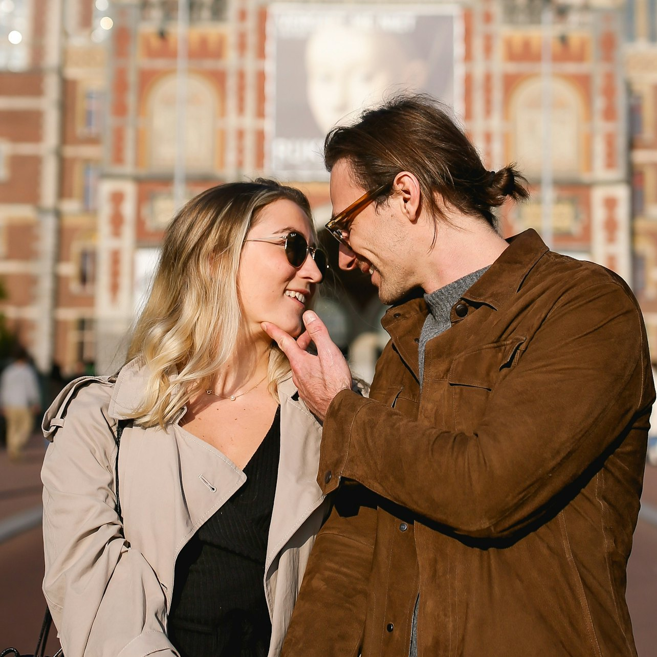 Amsterdam: Professional Photo Shoot at Museumplein - Photo 1 of 4