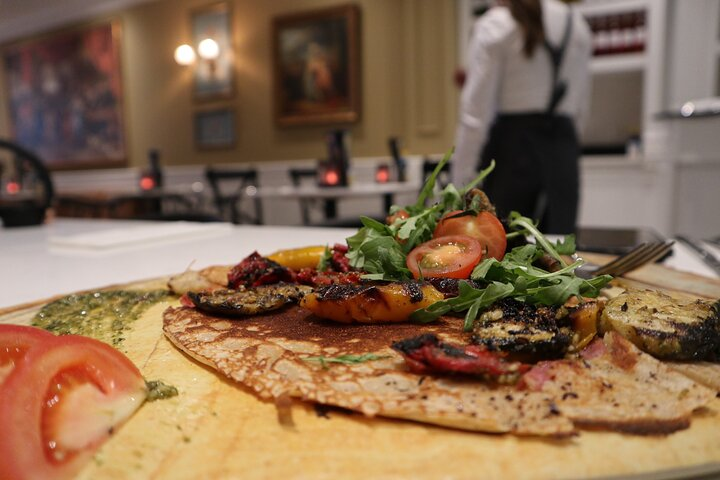 Amsterdam Small-Group Walking Tour with Typical Dutch Pancake  - Photo 1 of 21