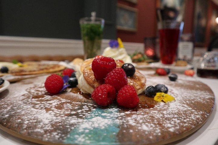 Amsterdam Small-Group Walking Tour with Typical Dutch Pancake - Photo 1 of 23
