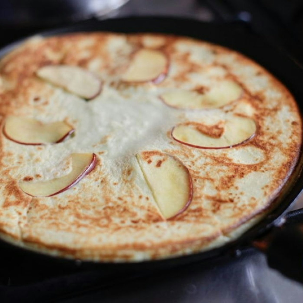 Amsterdam: Dutch Pancake Cooking Class + Lunch in a Canal House - Photo 1 of 8