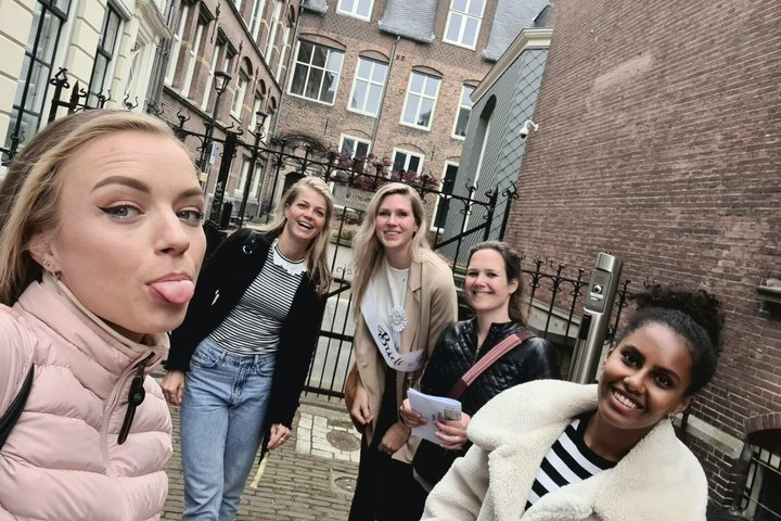 Escape the City - interactive city walk in Arnhem - Photo 1 of 9