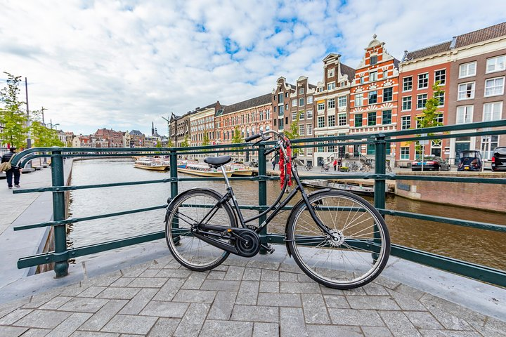 Explore Amsterdam in 90 minutes with a Local - Photo 1 of 7