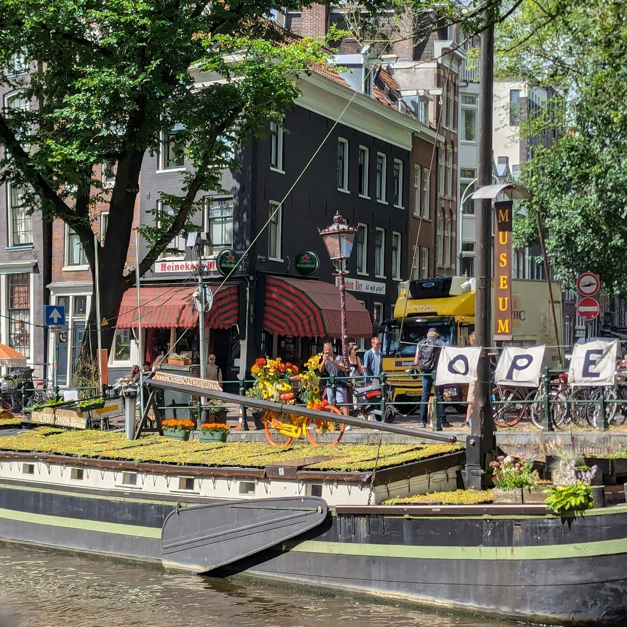 Houseboat Museum: Entry Ticket + Audio Guide - Photo 1 of 4