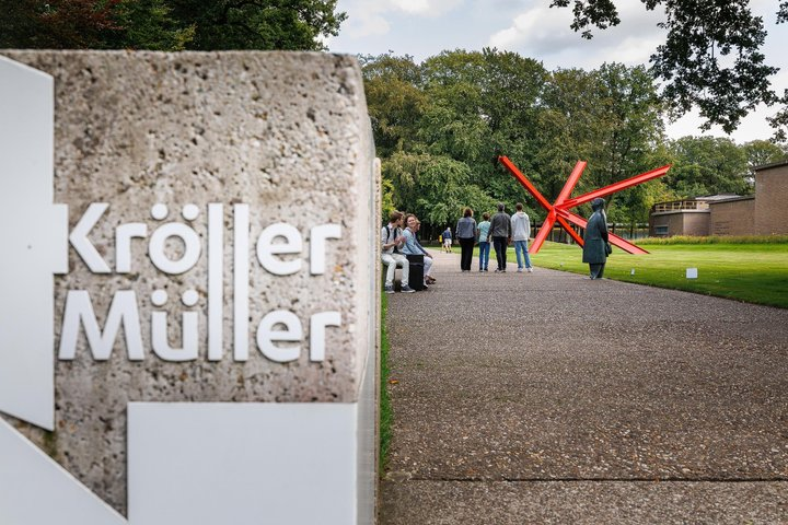 Private Kröller-Müller Tour: Museum,Sculpture Park,Hunting Lodge - Photo 1 of 9