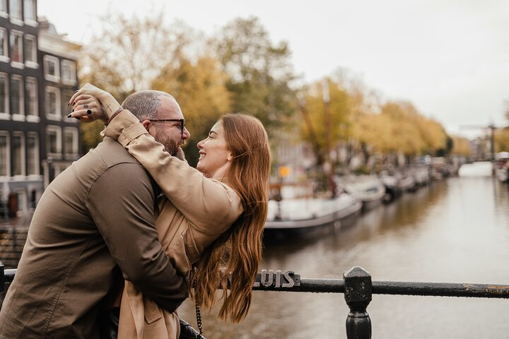 Vacation Photoshoot & Tour in Amsterdam - Photo 1 of 25