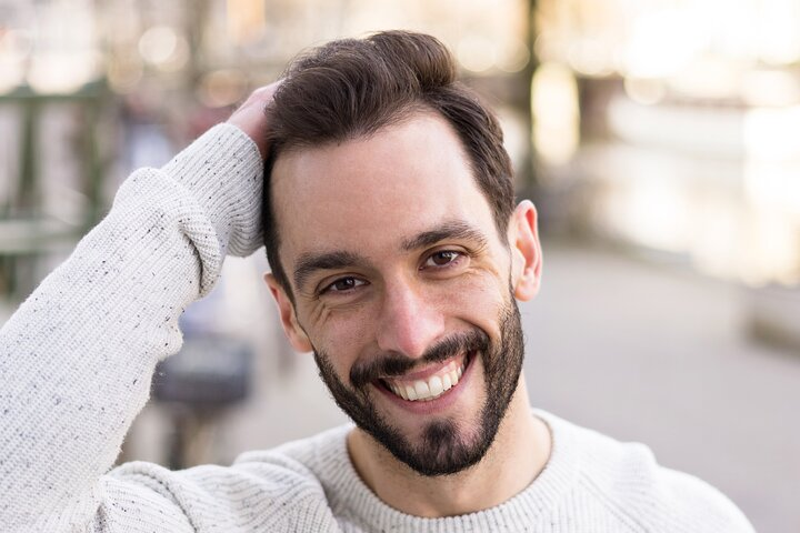 Capture the charm of Amsterdam with a professional photoshoot showcasing unique locations and authentic moments perfect for enhancing your dating profile with stunning images.