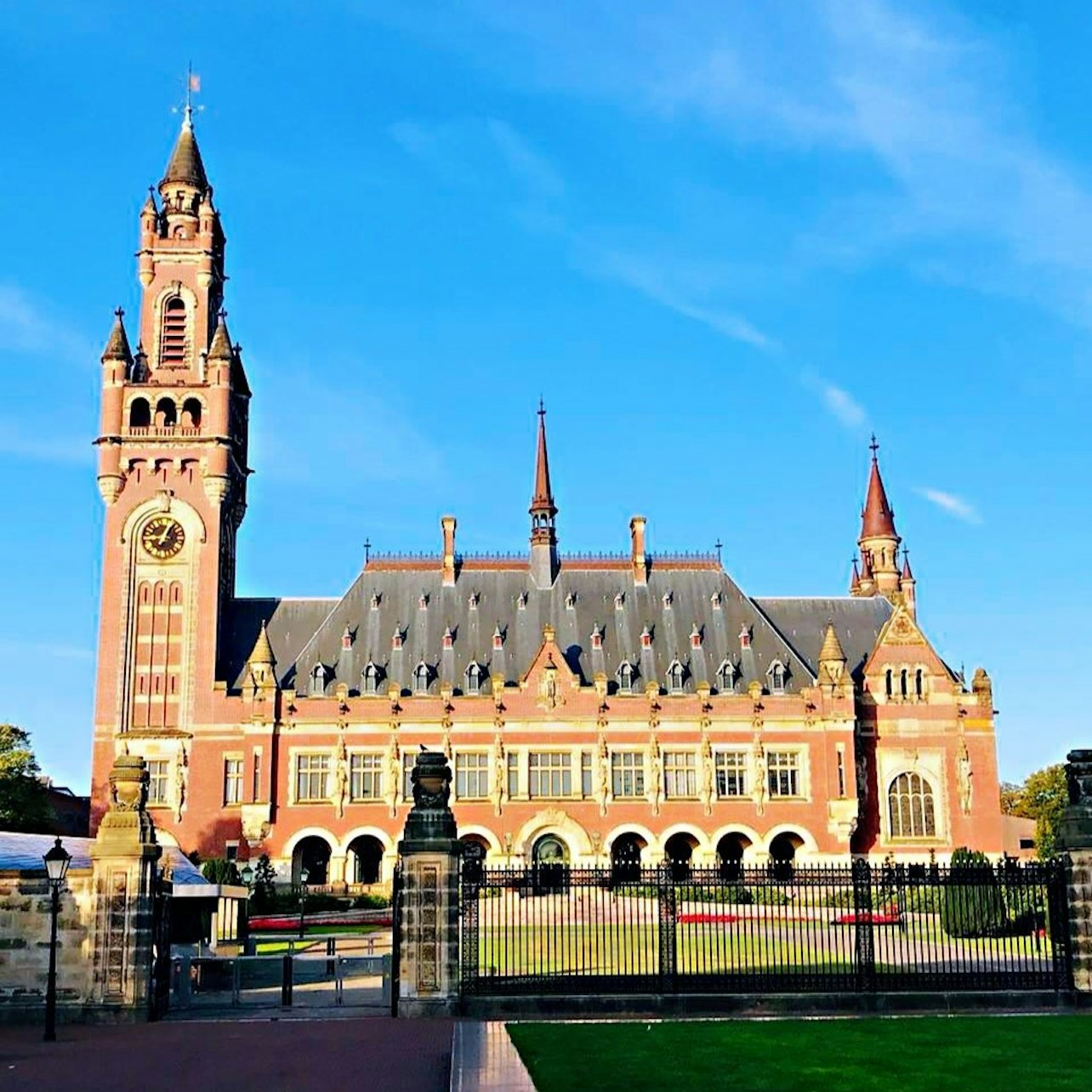 Rotterdam, Delft & The Hague: Day Trip from Amsterdam - Photo 1 of 7