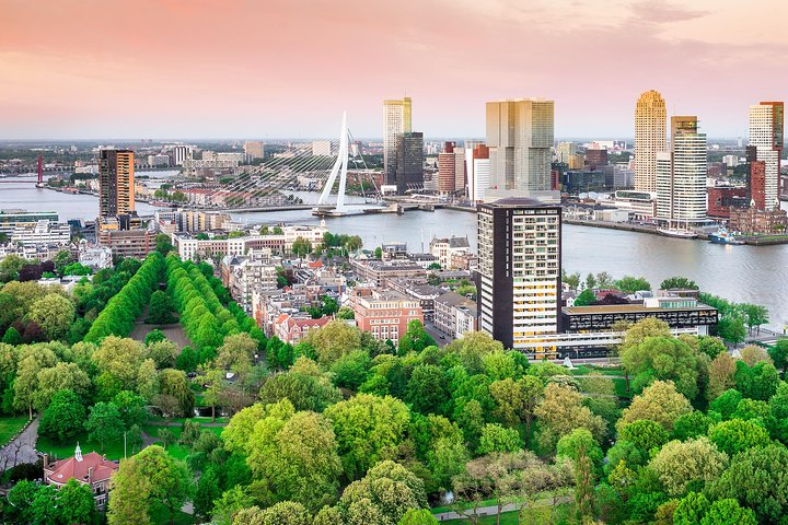 Romantic Rotterdam Walking Tour: Iconic City Highlights - Photo 1 of 7