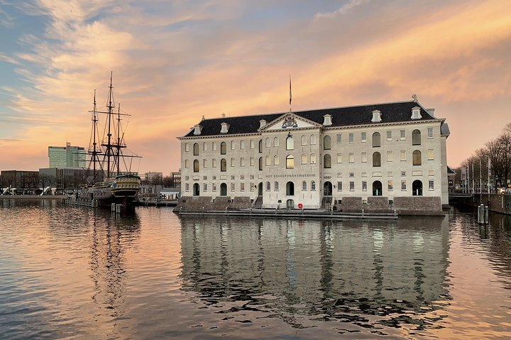 Discover magical Amsterdam through the lens!