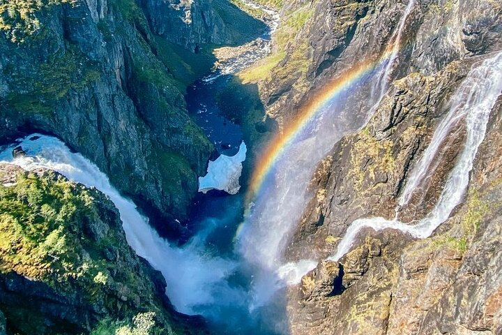 The Vøringsfossen Waterfall is the highlight in Eidfjord. We ensure you will have ample time to enjoy this visit