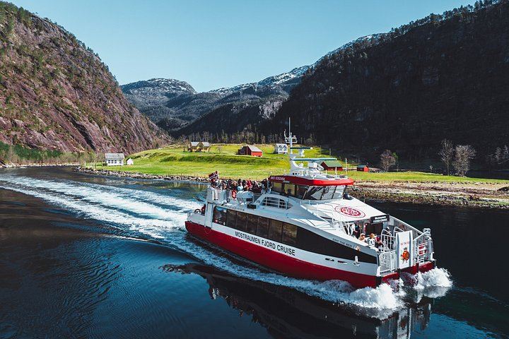 Mostraumen Fjord Cruise – the local operator - Photo 1 of 19
