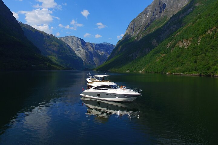 M/Y Iselina Bella