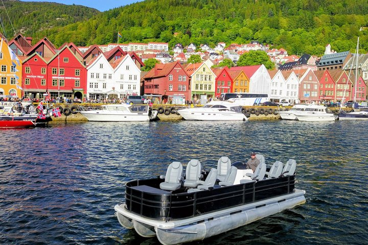 Bergen City Sightseeing Cruise by Lux Pontoon boat - Photo 1 of 12