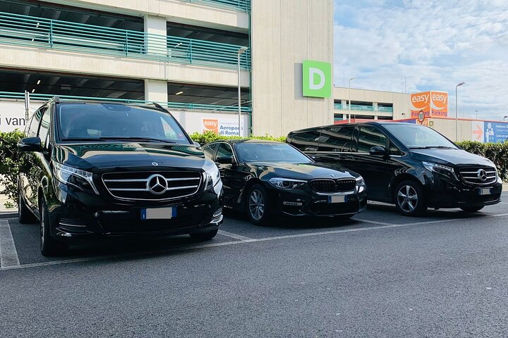 Private Transfer from Alesund Airport (AES) to Maloy Cruise Port - Photo 1 of 18