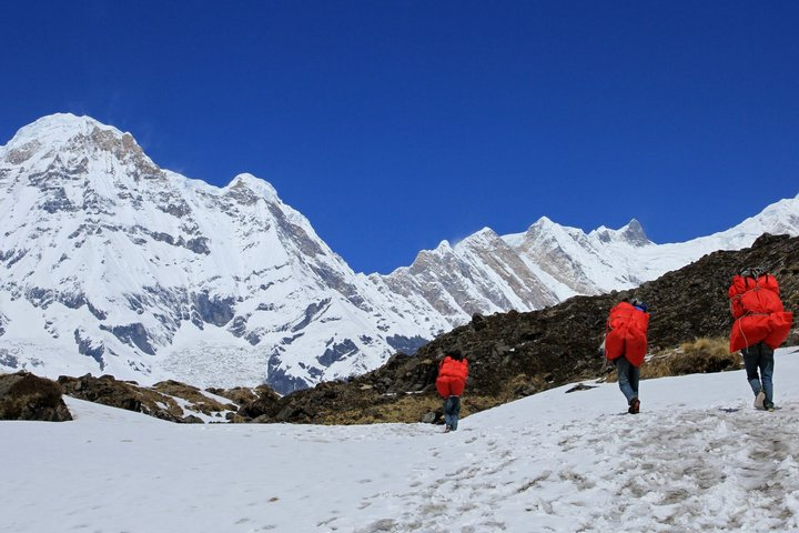 Classic Annapurna Circuit Trek – Thorong La Pass & Muktinath - Photo 1 of 15