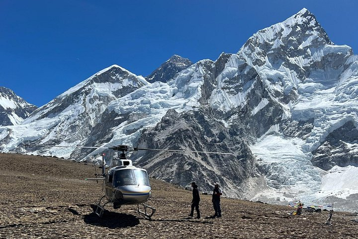 Landing At Kalapatthar