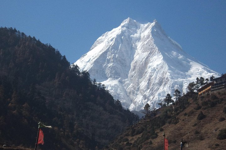 Round Manaslu Trekking - Photo 1 of 9