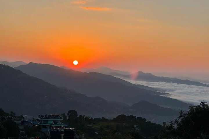 Luminous Sarangkot: A Breathtaking View of the Himalayas" - Photo 1 of 20